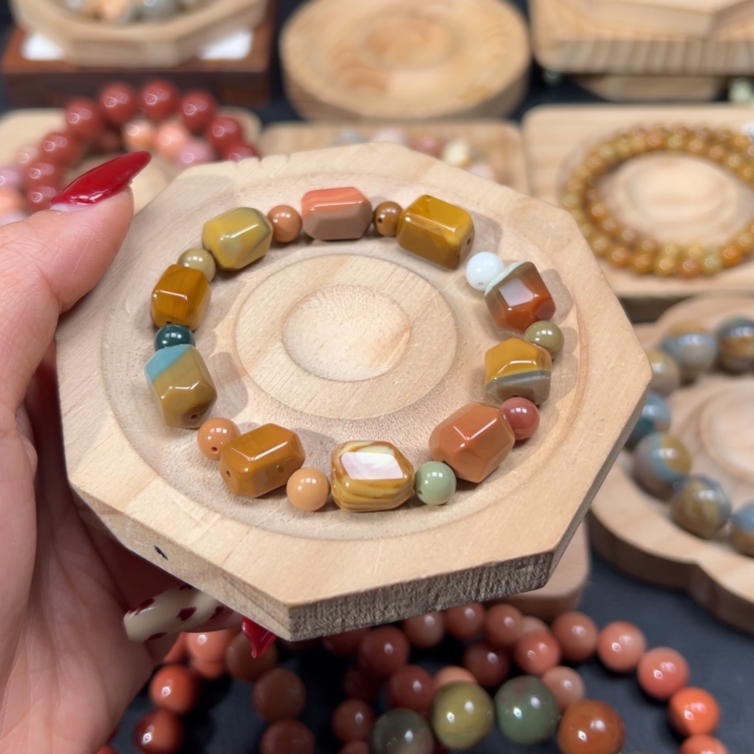 L***H石英质玉未镶嵌手链19