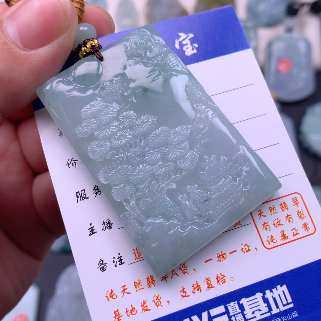 翡翠未镶嵌颈饰翡翠