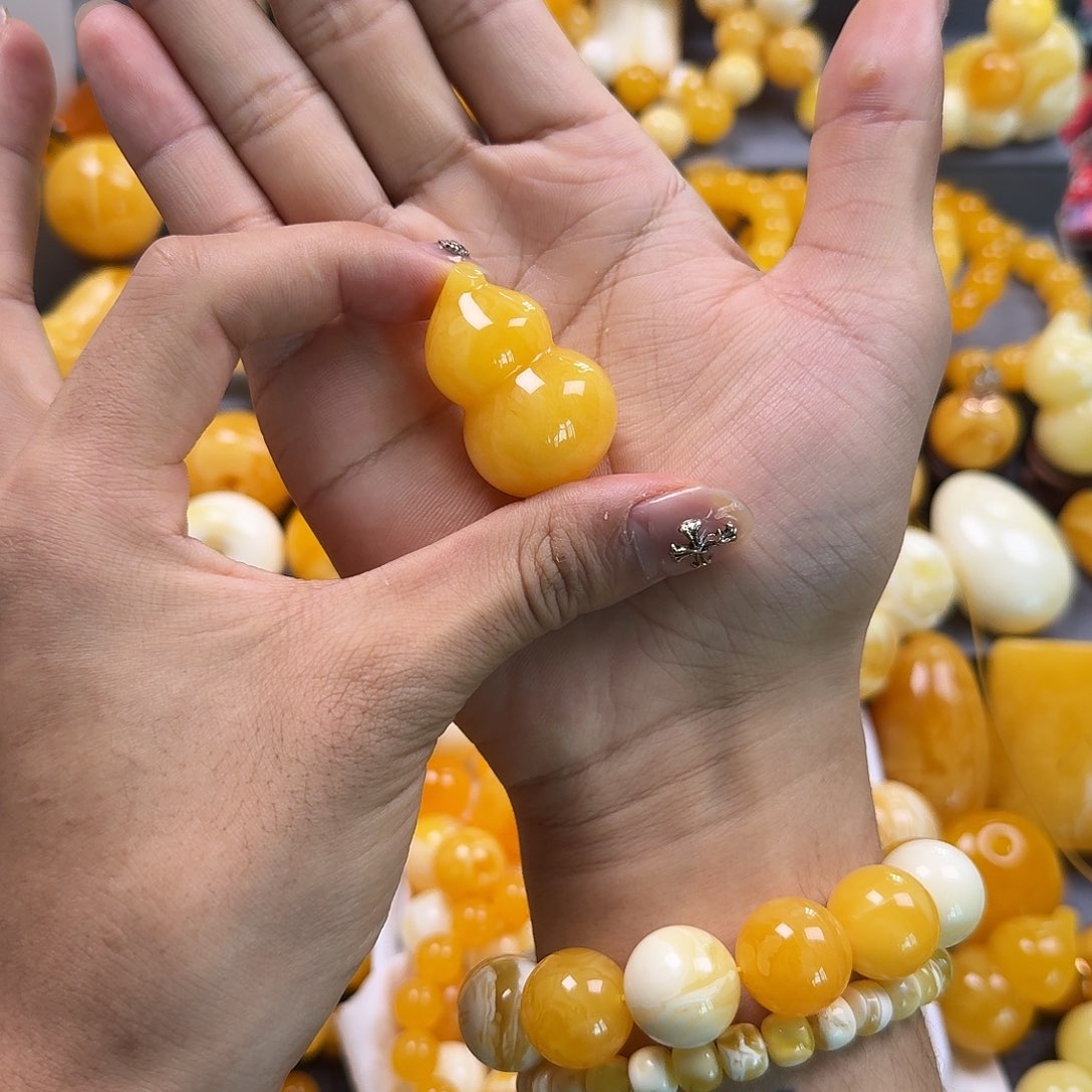 蜜蜡珠宝奇石未镶嵌葫芦