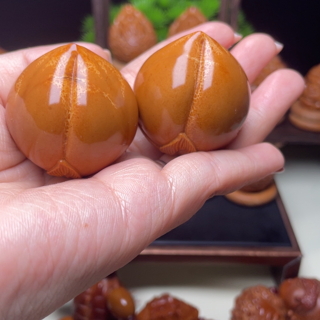 吊坠橄榄核寿桃手球3.7