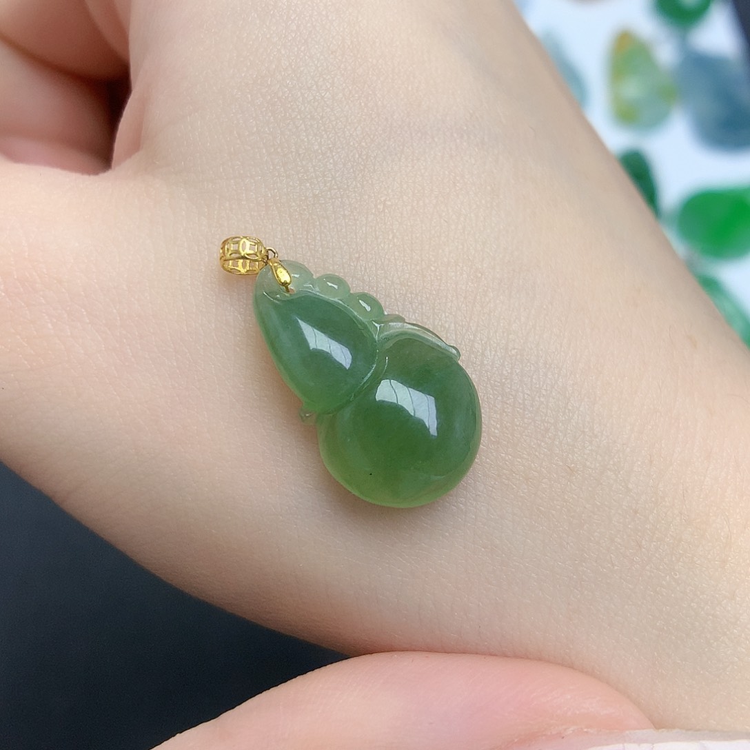 翡翠颈饰18K金镶嵌88888888888