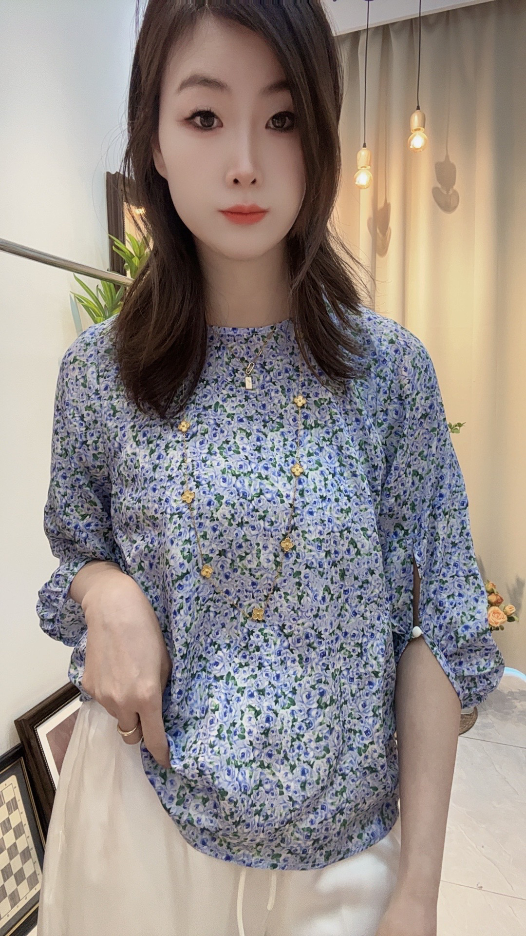 100%桑蚕丝双绉天蓝色小碎花七分袖