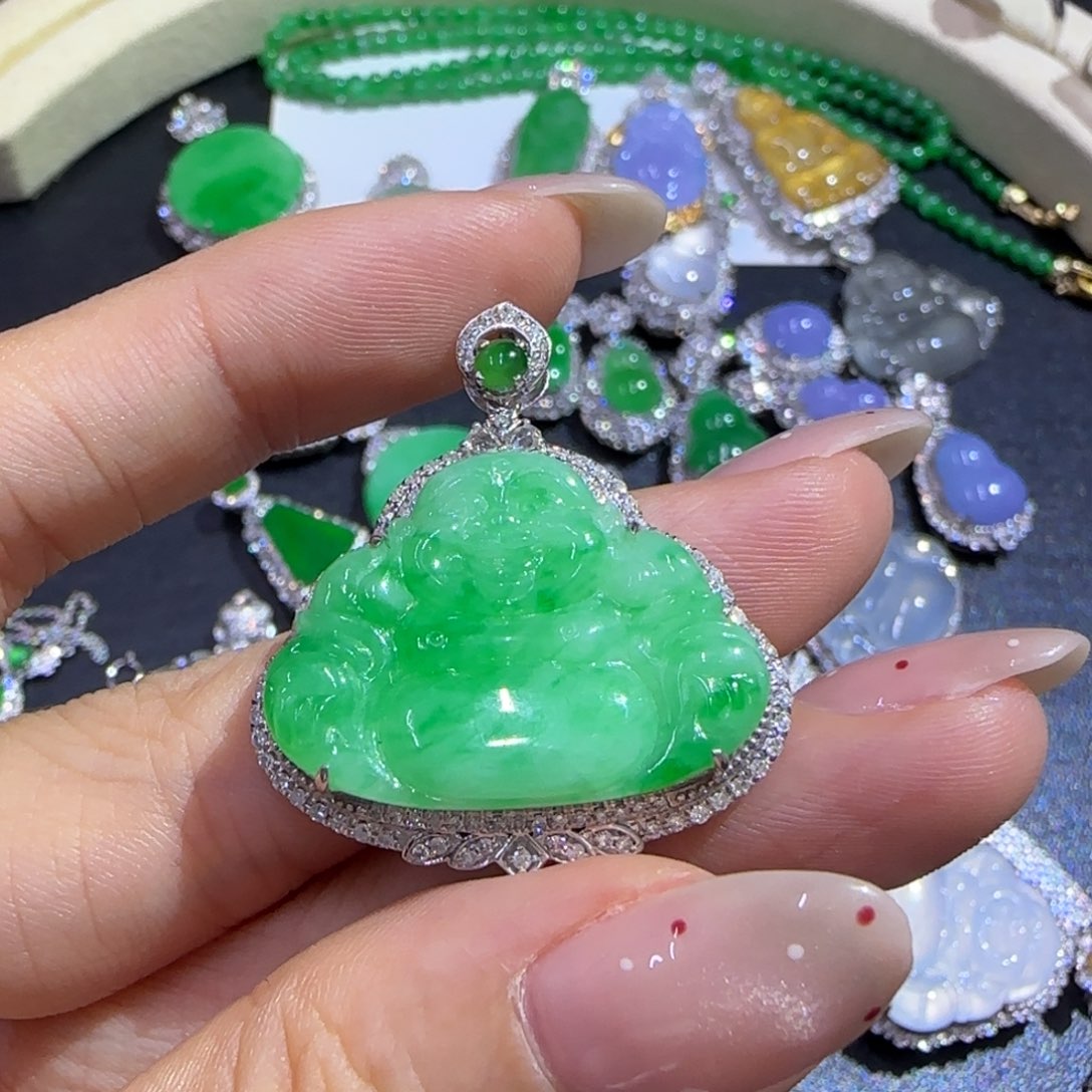 翡翠18K金镶嵌颈饰精品