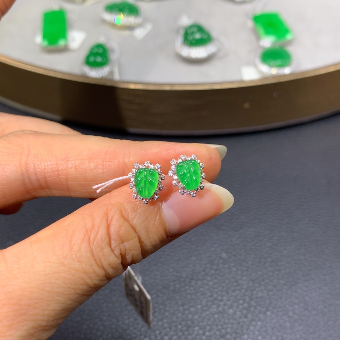 翡翠耳饰18K金镶嵌翡翠