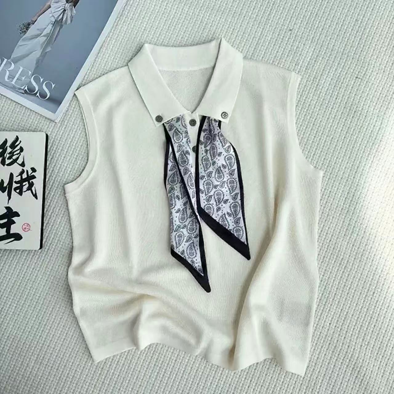 （玉姐家）翻领丝巾无袖上衣女士百搭设计感 新选f1261 J03938