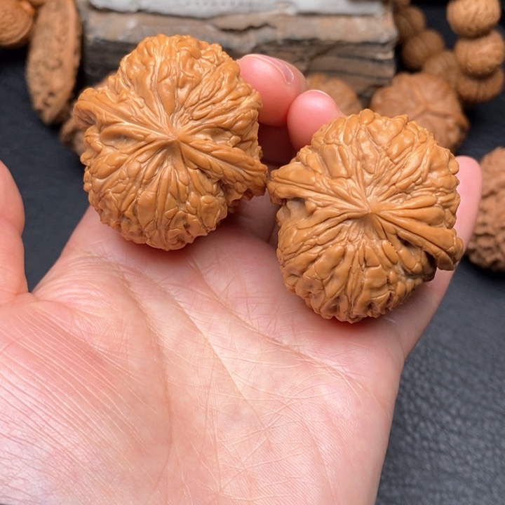 桃核把件全品42门墩