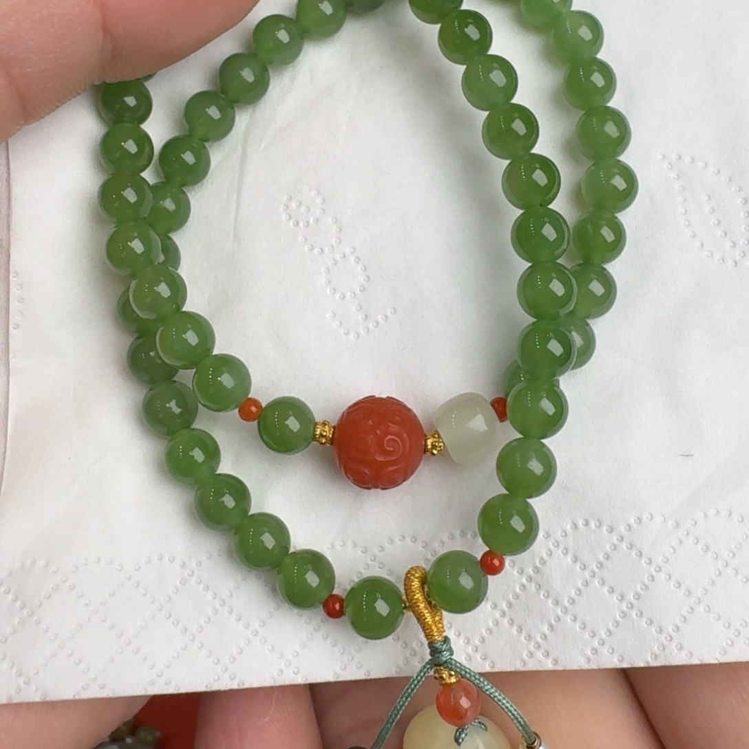 和田玉颈饰未镶嵌