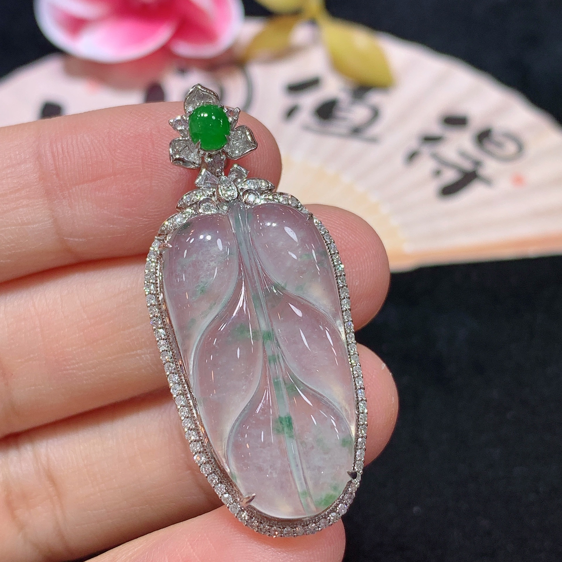 18k金天然A货翡翠飘花树叶吊坠经典轻奢时尚