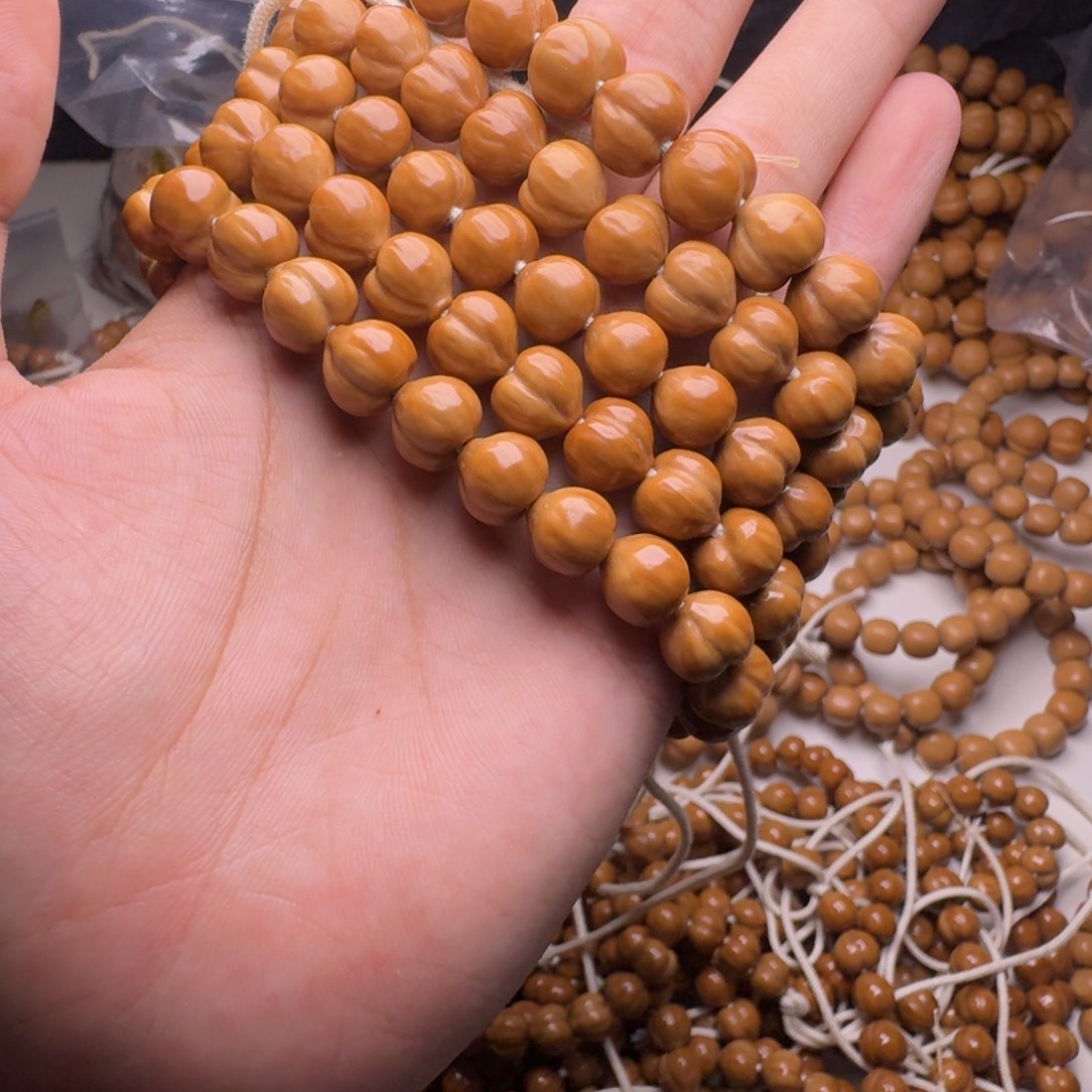 吊坠猴头核桃10加屁桃