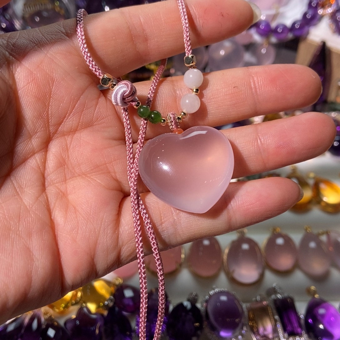 颈饰未镶嵌水晶天然水晶吊坠