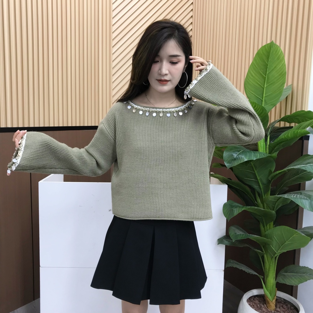 一字领针织衫2025秋装新款女装宽松款流苏装饰喇叭袖套头上衣