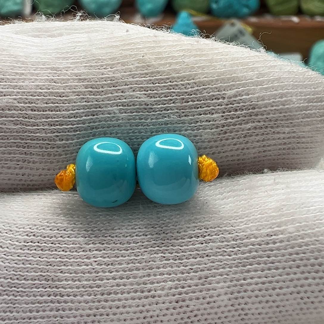 绿松石未镶嵌老型对珠 