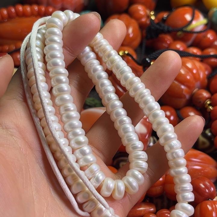 颈饰琉璃阿*文琉璃………..