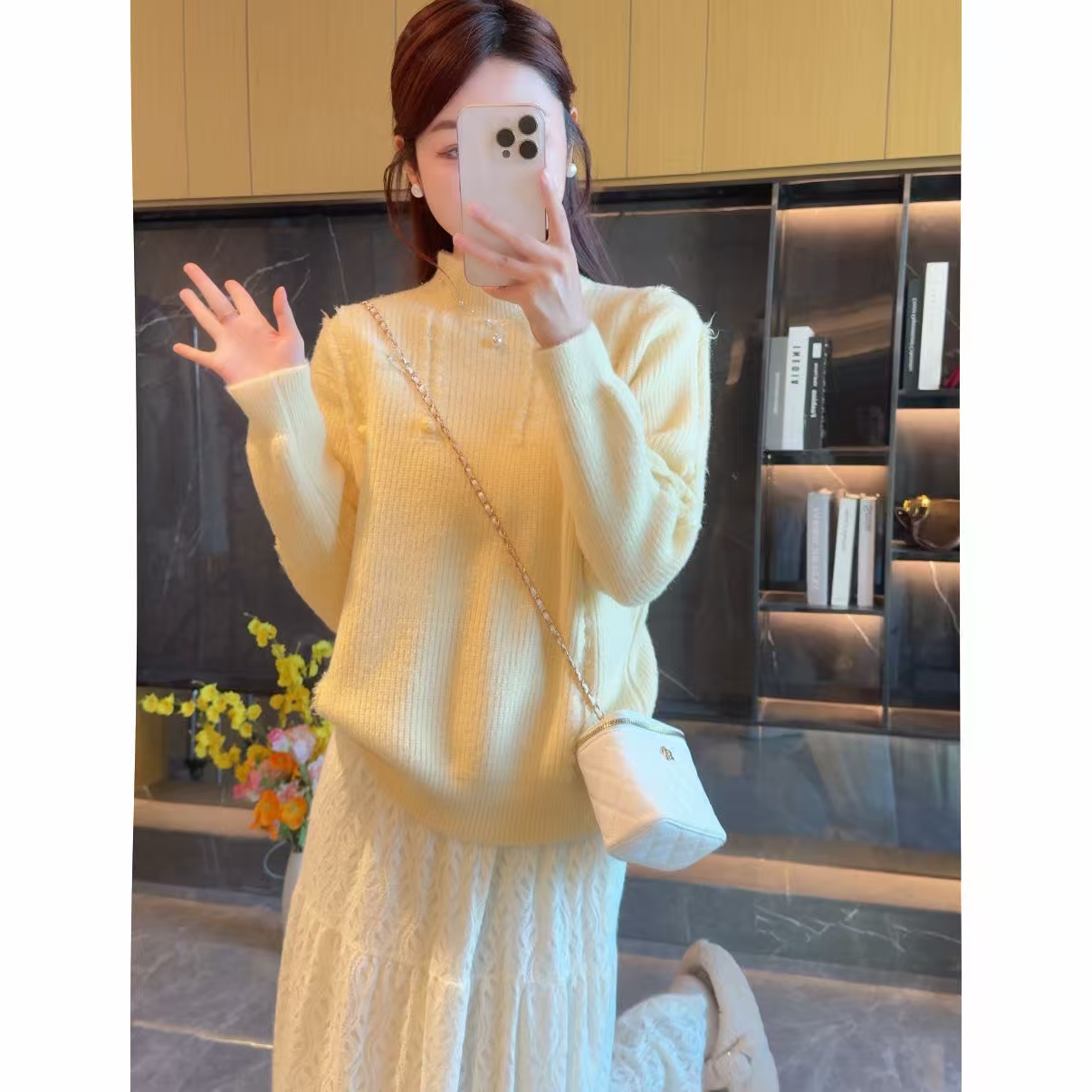 这件好温柔 不起球流苏立体蝴蝶半高领毛衣女韩版时尚针织衫