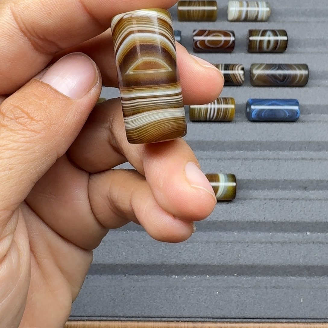 阿***具玛瑙/玉髓合金珠宝半成品