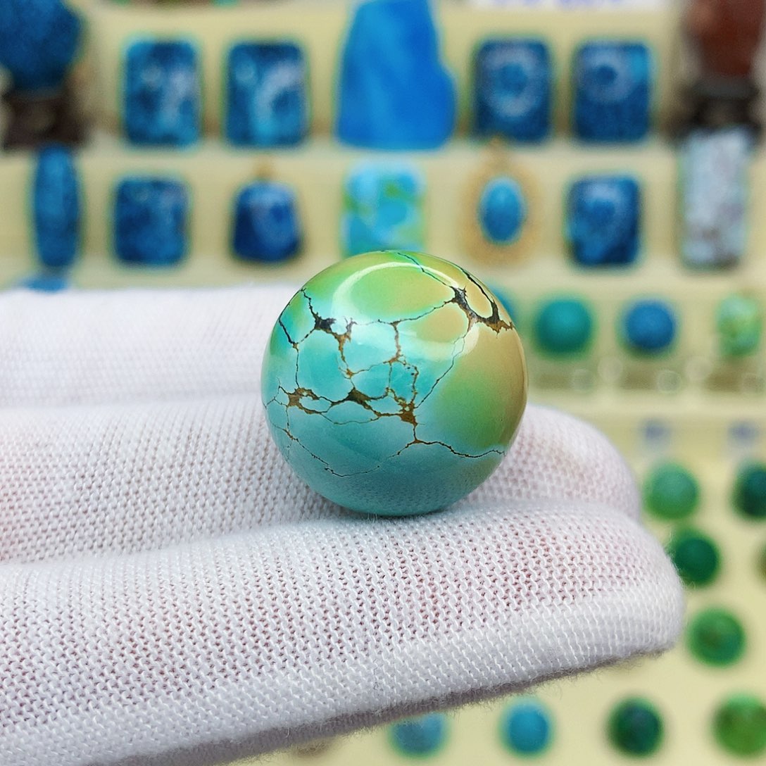 绿松石绿松石未镶嵌