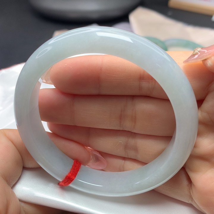 翡翠手镯未镶嵌60606161