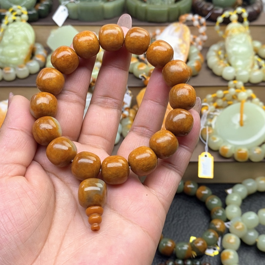 *****透闪石质玉未镶嵌手串