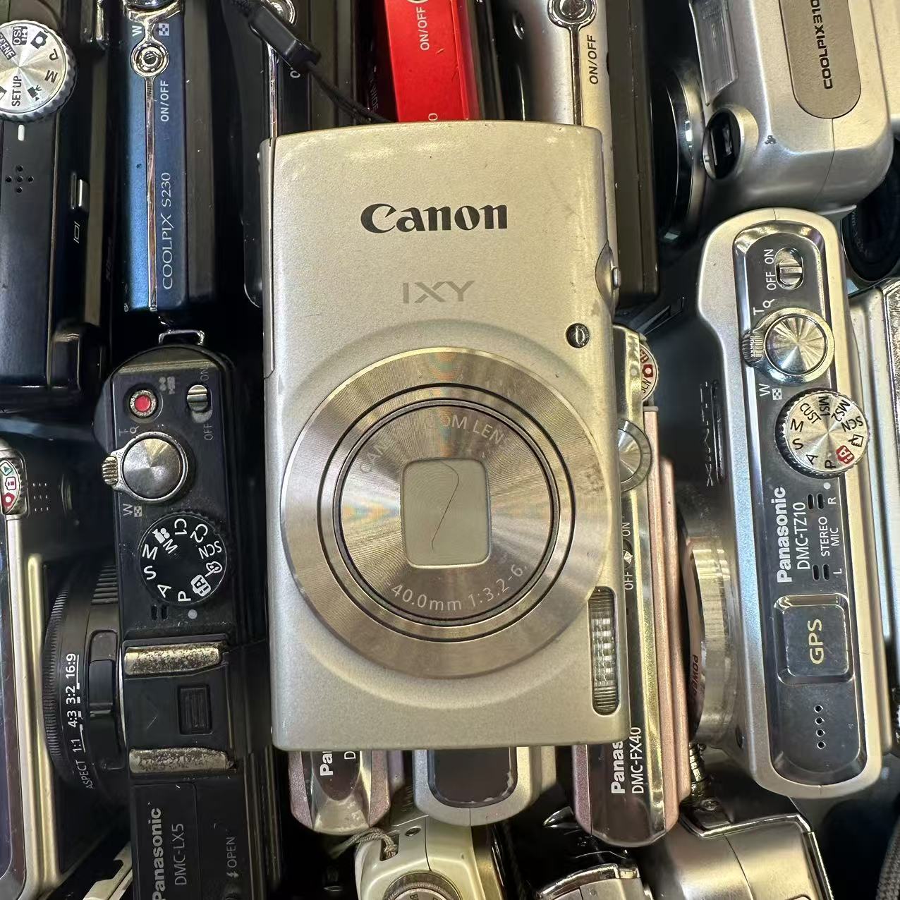 95新 Canon/佳能 佳能IXUS185 2000W像素 8倍变焦 配件齐全