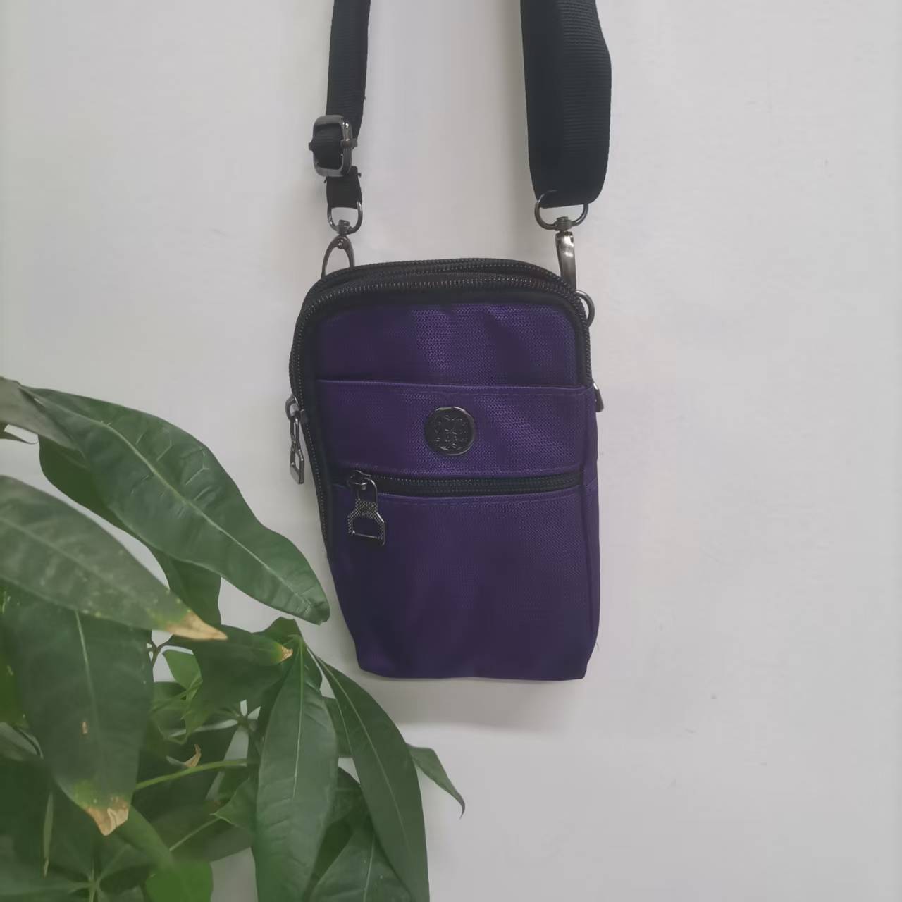 新款时尚手机包6200