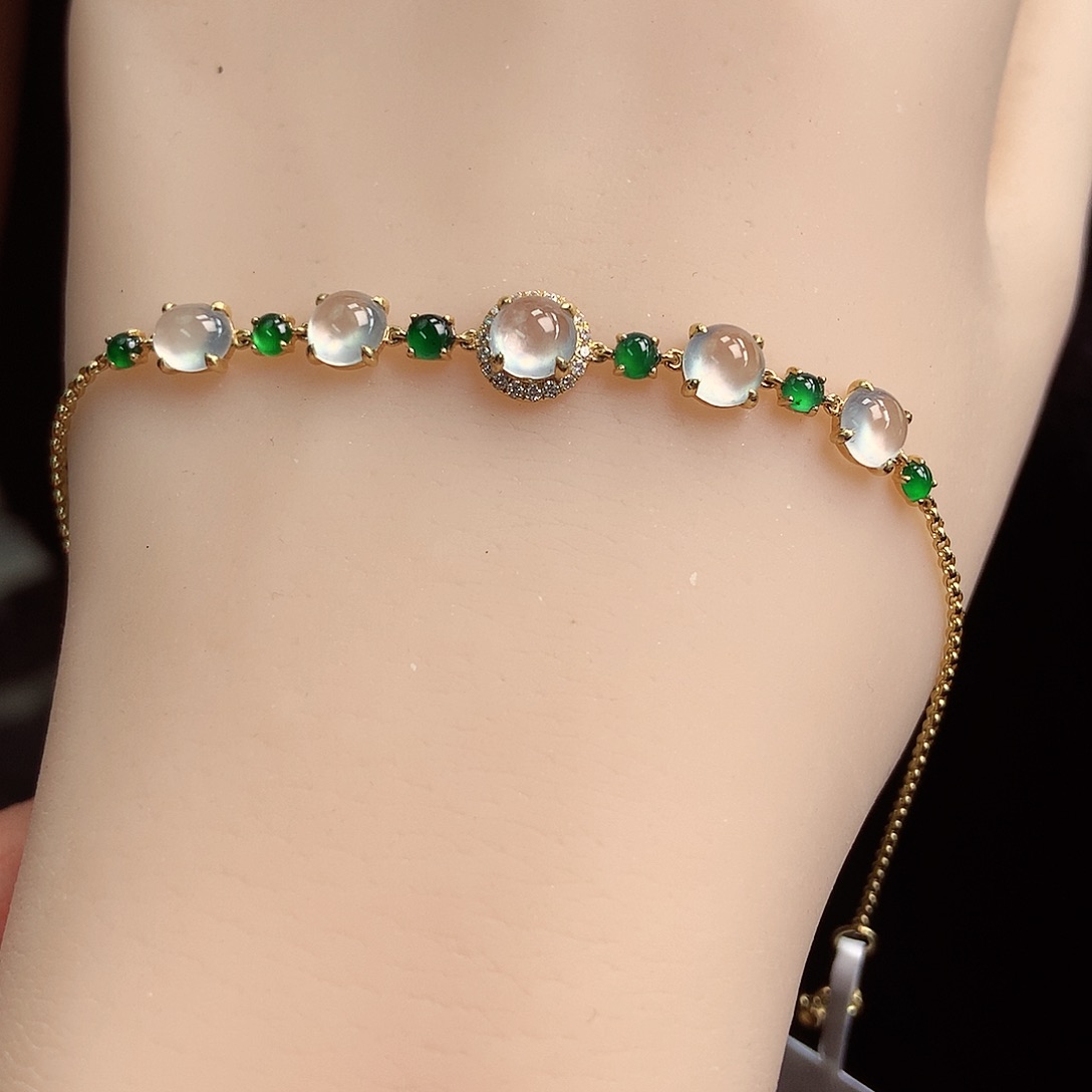 翡翠颈饰18K金镶嵌小*子上新