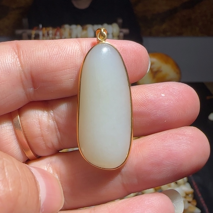 和田玉吊坠(不含链)未镶嵌9.2克