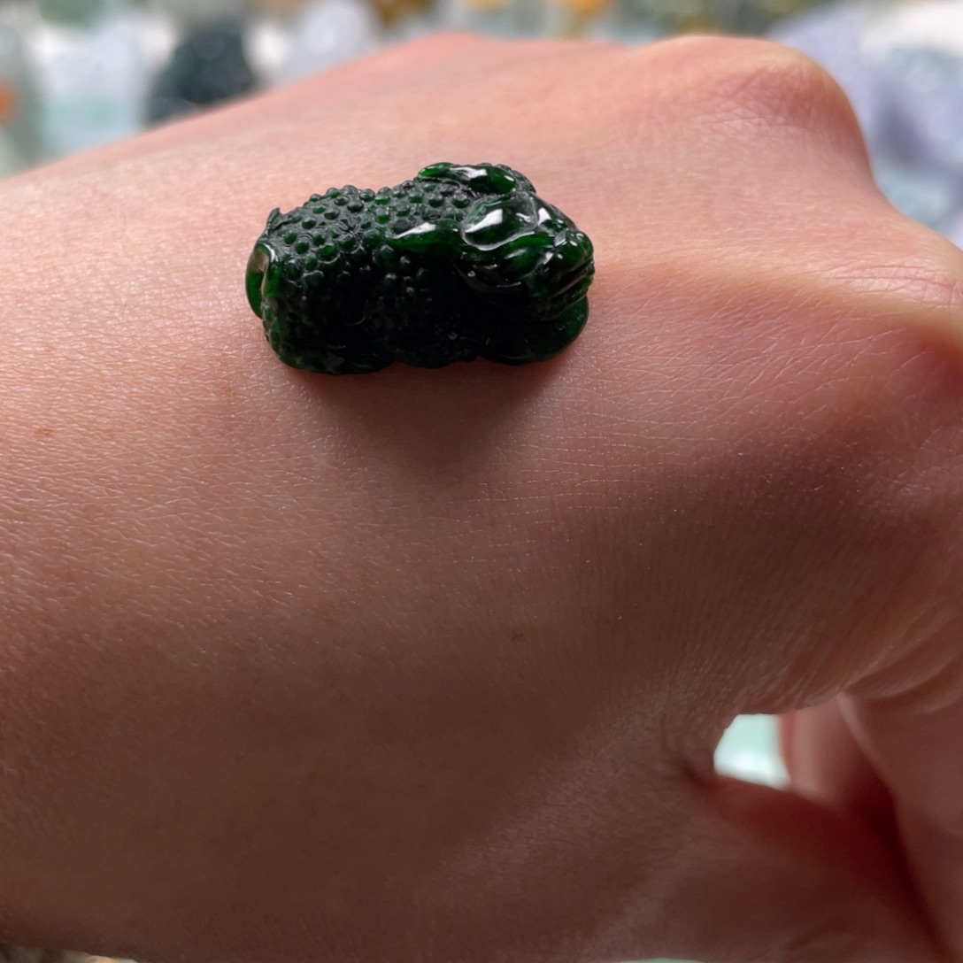 翡翠吊坠(赠链)未镶嵌