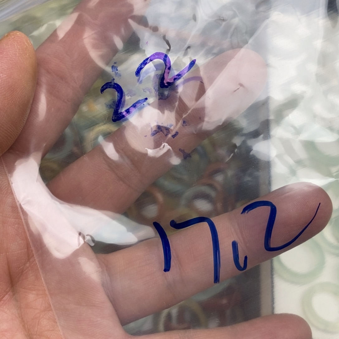 岫玉纯天然岫玉假一赔十默认微瑕未镶嵌