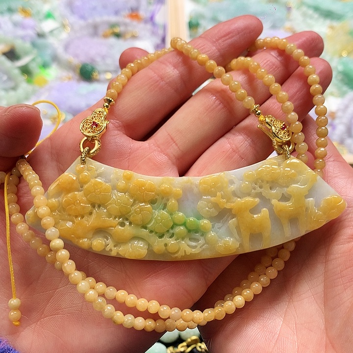 翡翠颈饰未镶嵌吊坠