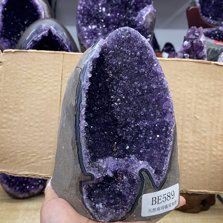 水晶大型摆件（非配饰）未镶嵌