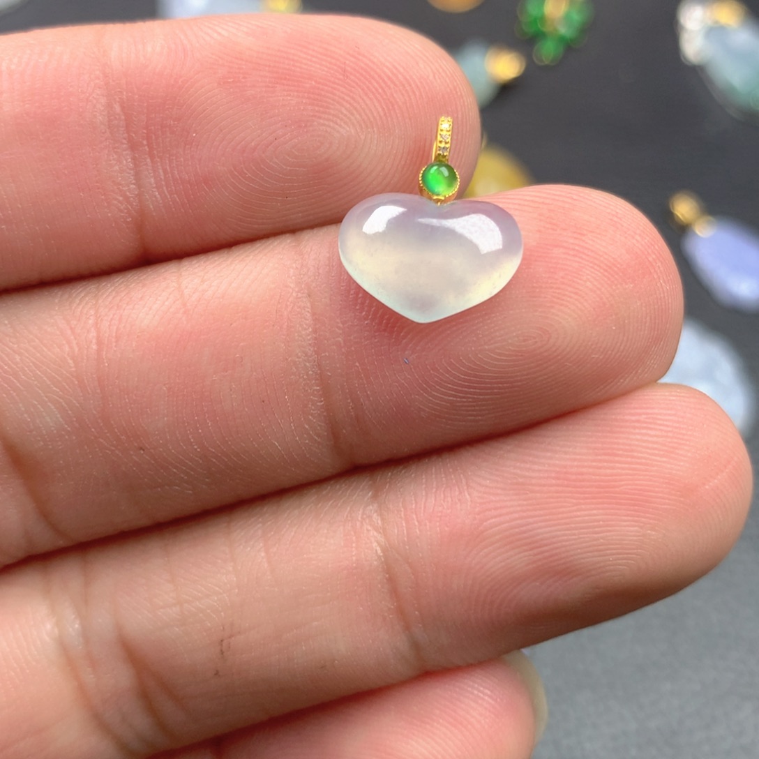 【闪购商品】颈饰18K金镶嵌翡翠翡翠