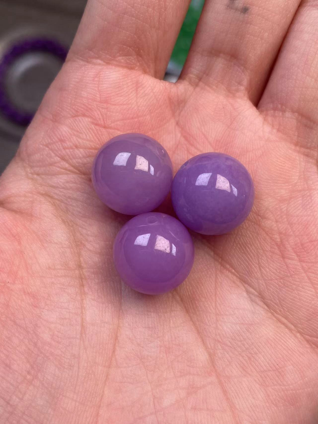 天然缅甸翡翠：1紫罗兰卡11+单珠一颗