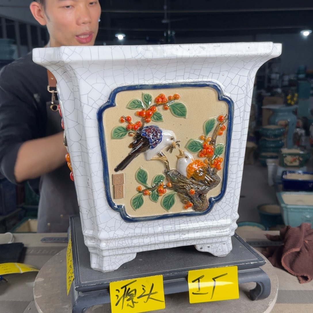 一风堂石湾陶瓷花盆。