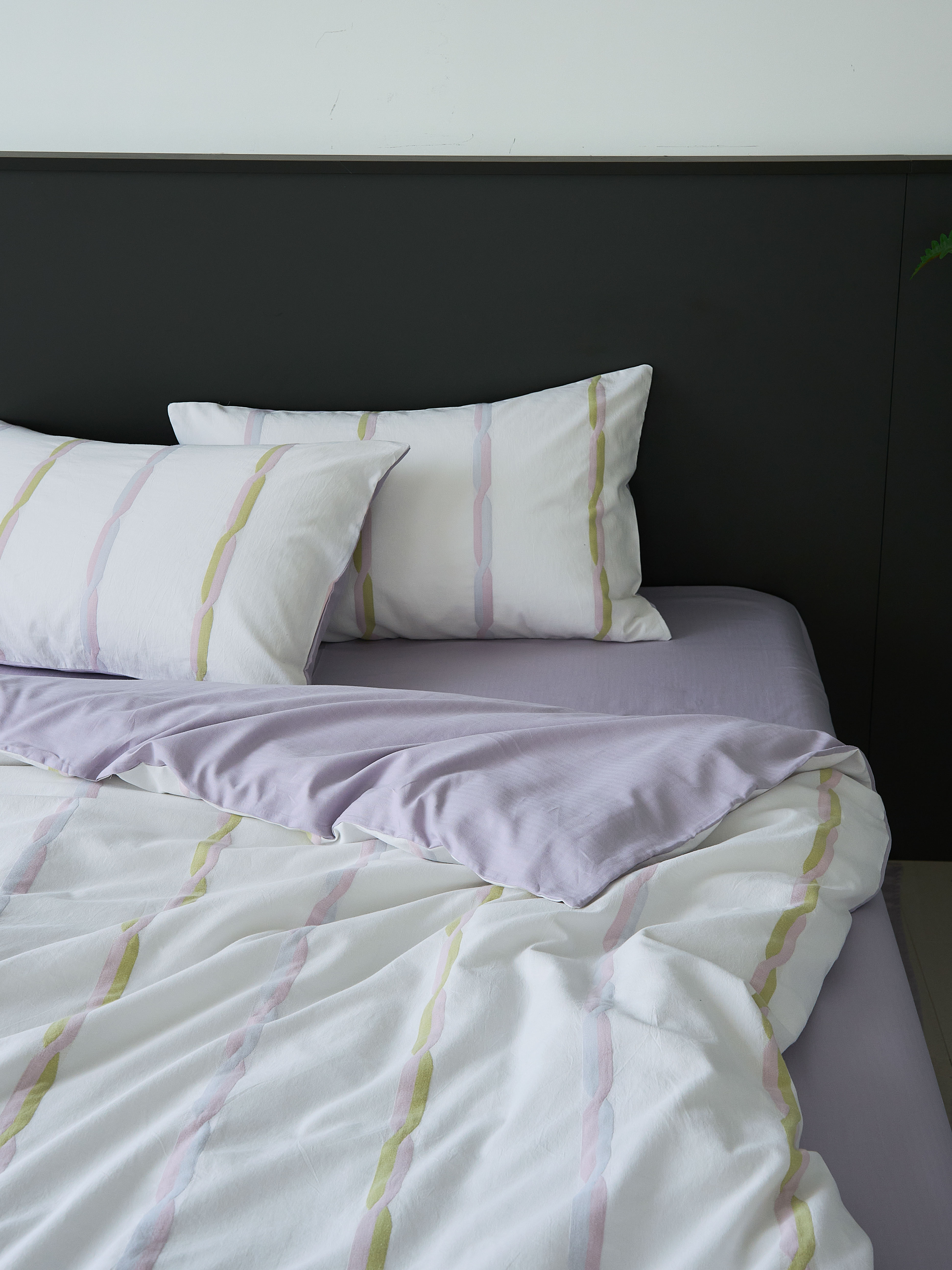 仓美美女装-60支穿线提花四件套