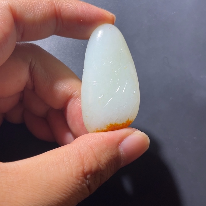 和田玉颈饰未镶嵌泰**克