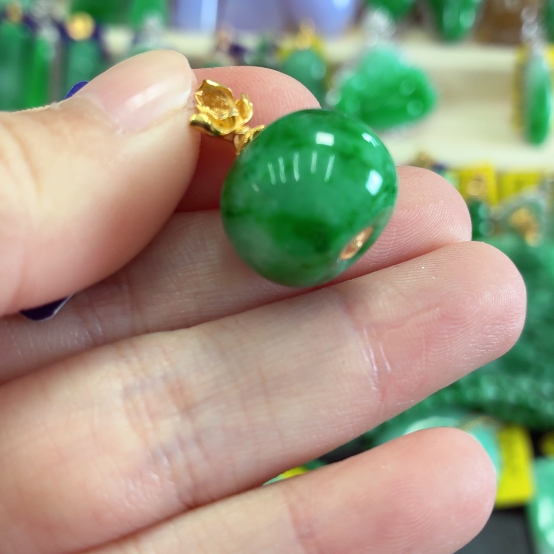 翡翠18K金镶嵌吊坠(不含链)