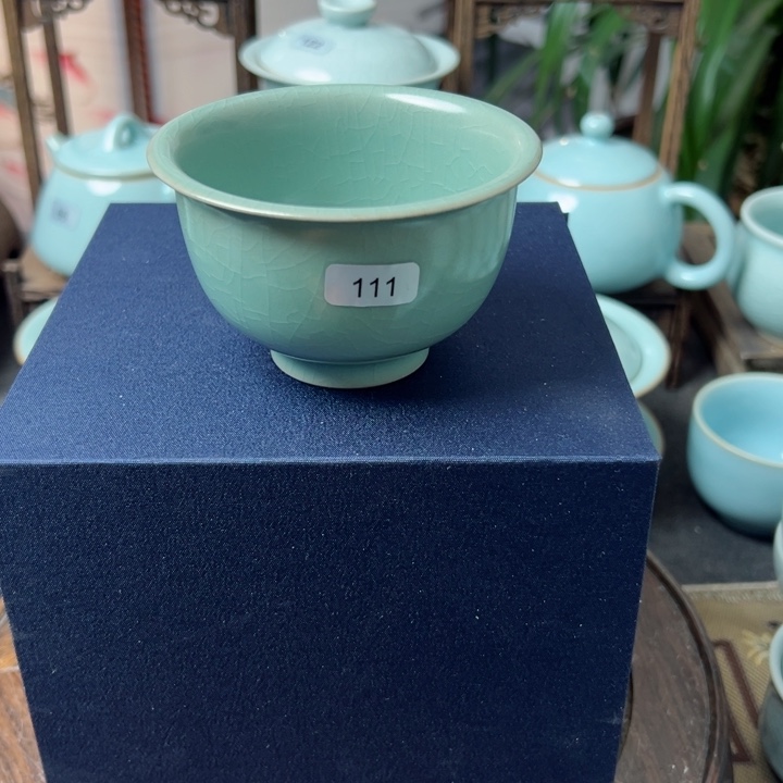 杯仿古釉压手杯微瑕