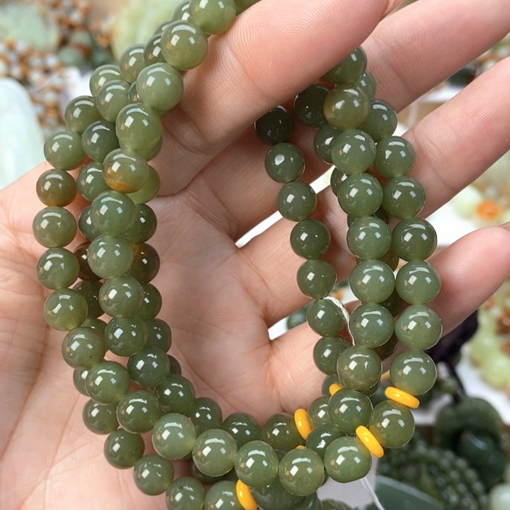 【闪购商品】透闪石质玉手串未镶嵌