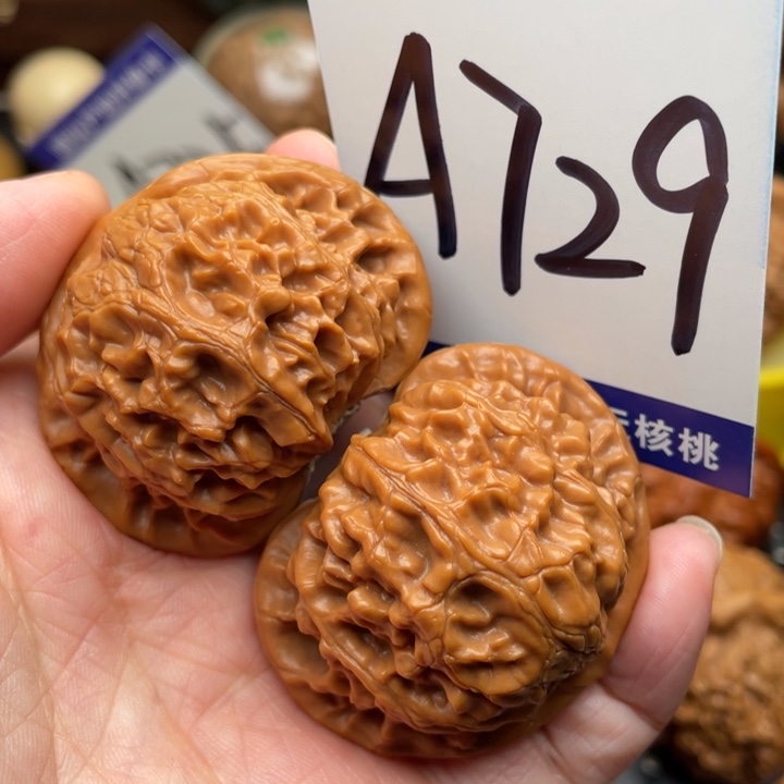 把件桃核宫灯狮子头42