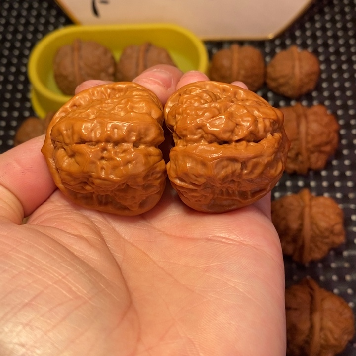 文玩核桃把件四开八腿肌肉蛙