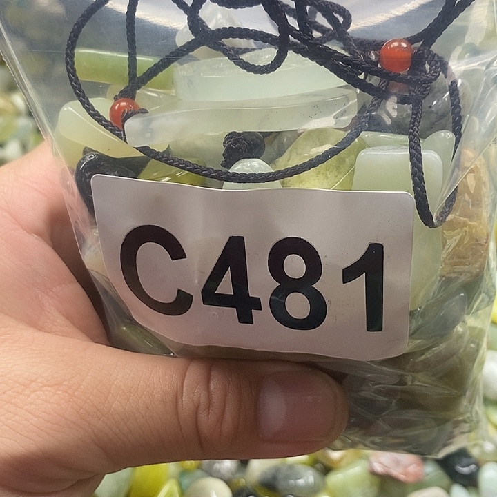 岫玉鱼缸石未镶嵌