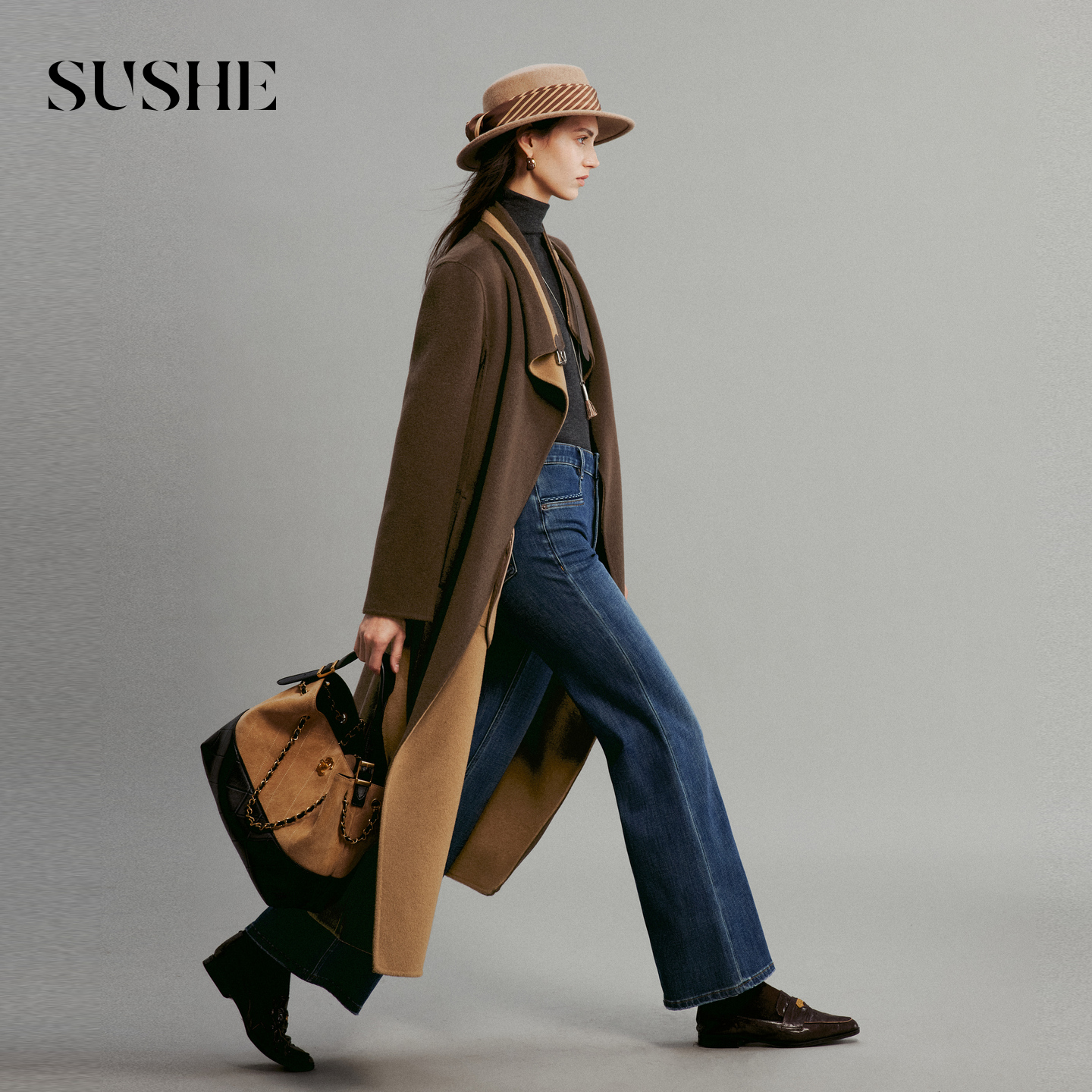 束皙SUSHE 赫幕 极简静奢 撞色羊绒羊毛双面呢不规则翻领长款大衣