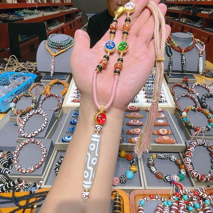 未镶嵌玛瑙/玉髓珠宝奇石