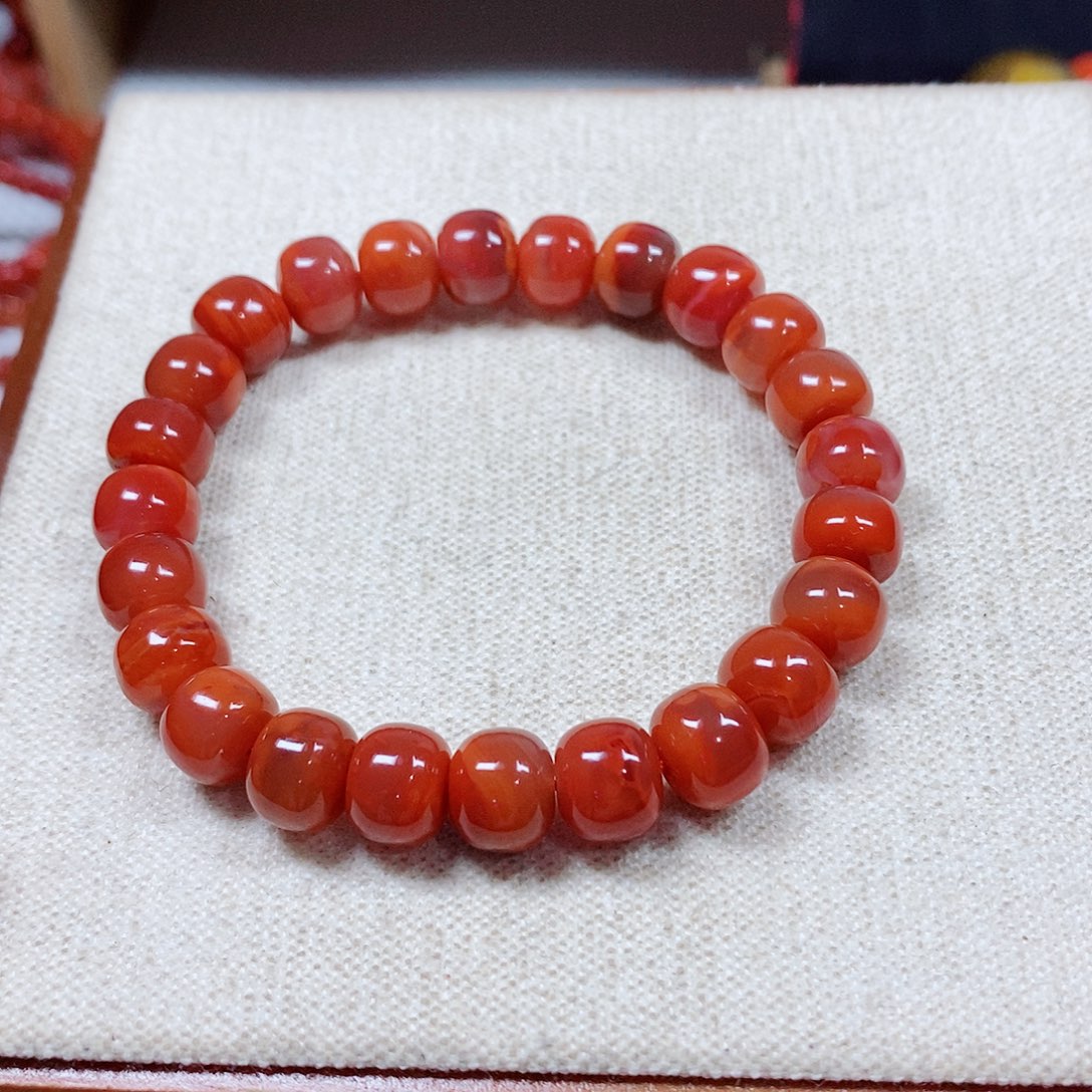 南红玛瑙手串未镶嵌卡9