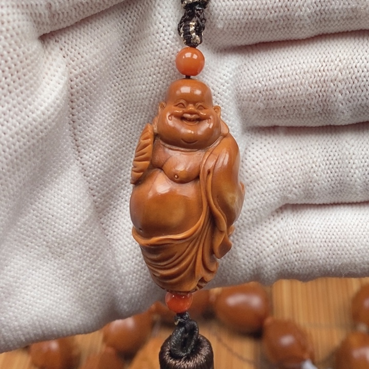 橄榄核吊坠许忠英老师持扇弥勒