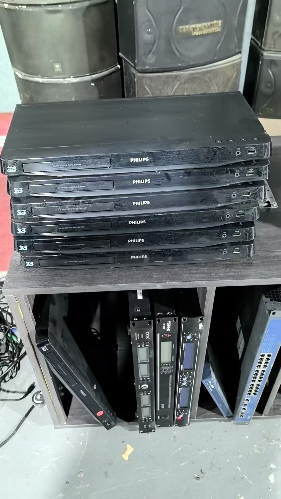 8新  单只 蓝光机，不包好坏  无遥控   不包邮  运费到付