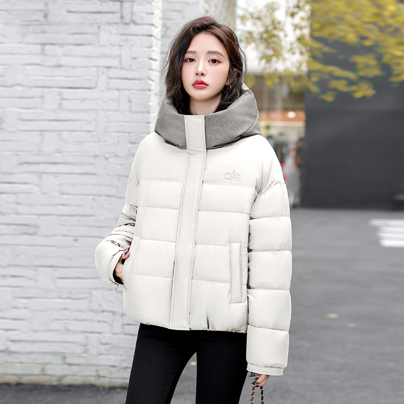 连帽女短款插肩袖立领保暖秋冬