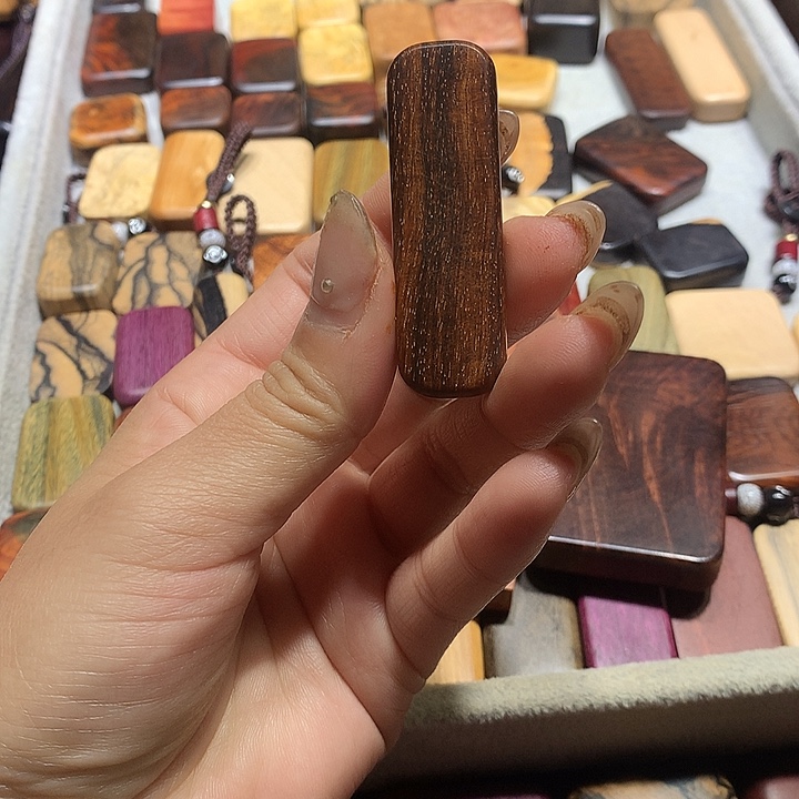 沐***宸紫檀木类端景台1111111