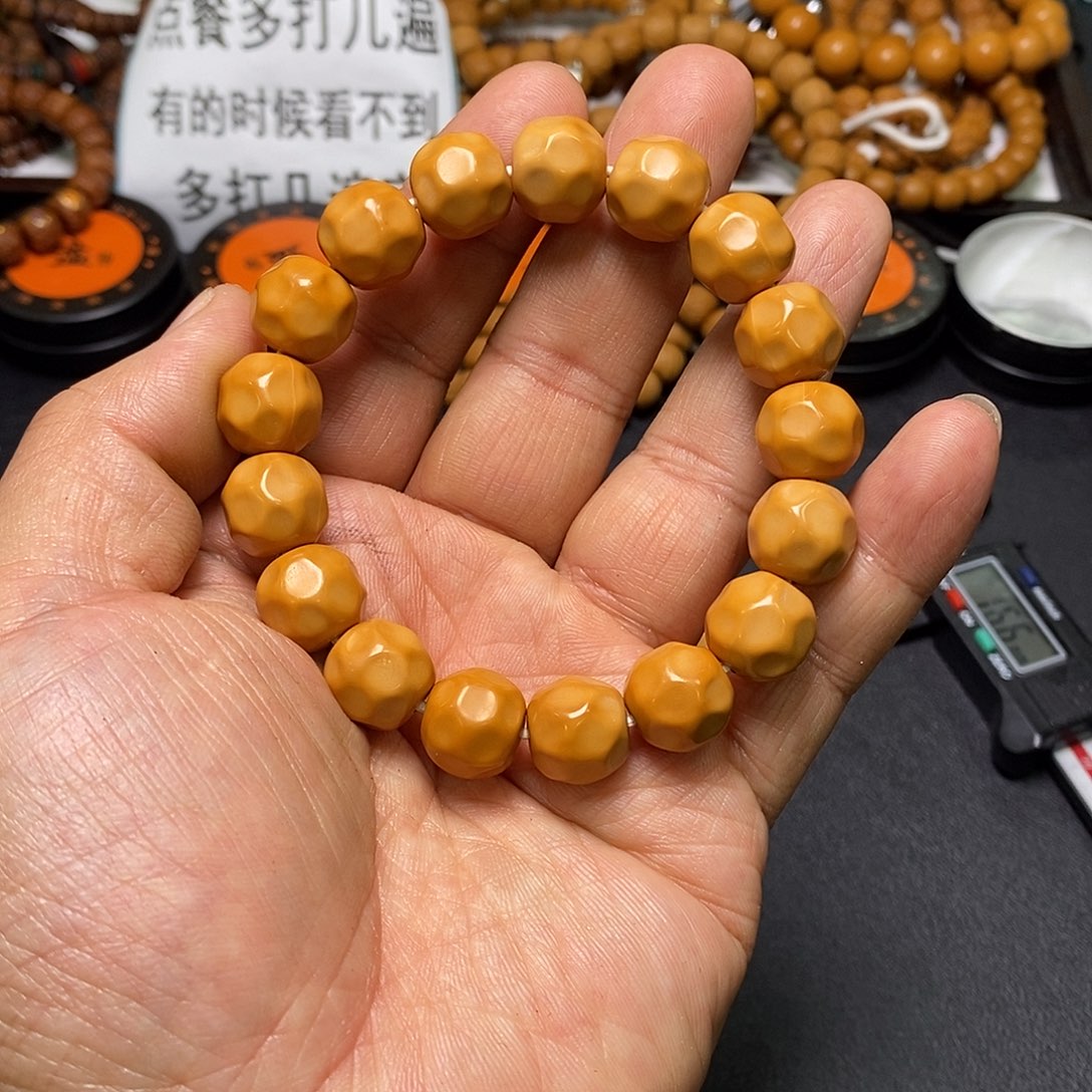 猴头核桃手串奶酪51号