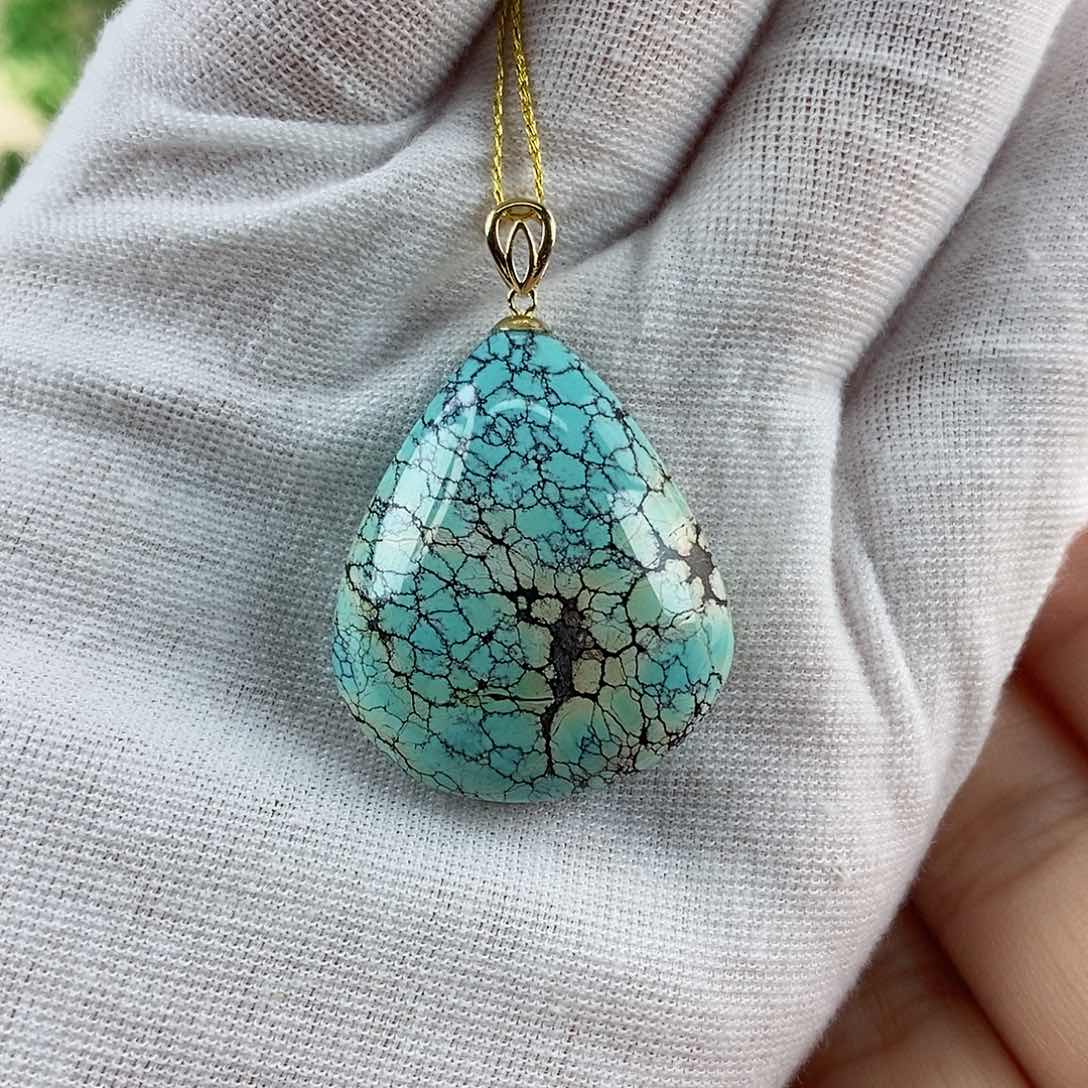 绿松石珠宝奇石18K金镶嵌